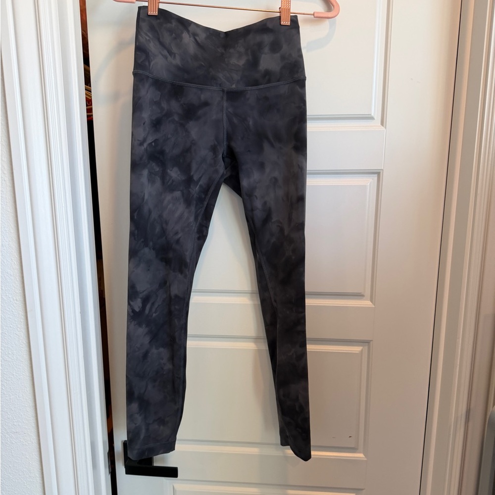 Lululemon Wunder Train 25” leggings Diamond Dye Pitch Grey Graphite Size 6 EUC